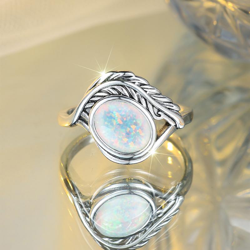 Silver Color Oval White Opal Ring for Women Party Fine Jewelry Engagement Wedding Bands Lover Gift