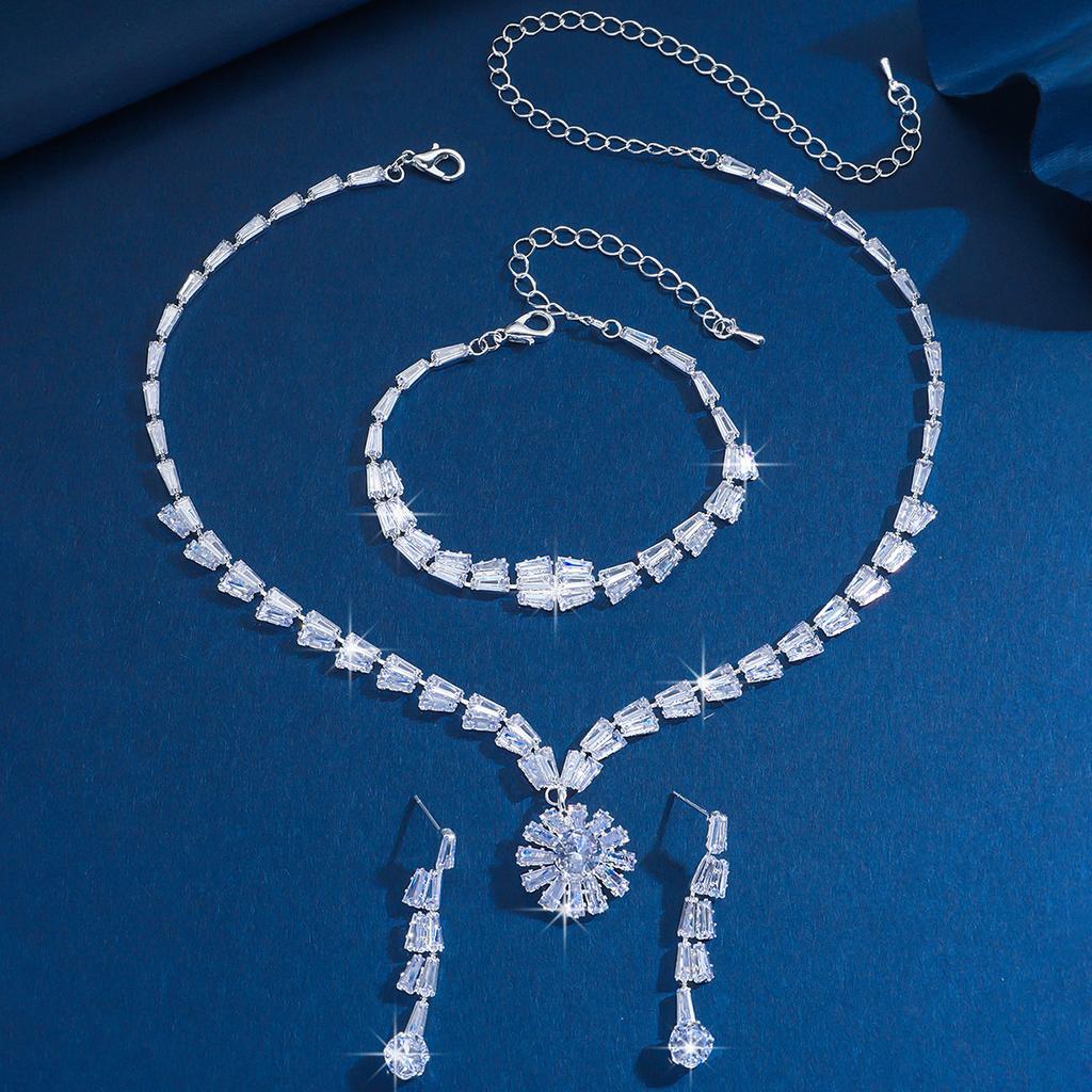 New Light Luxury Cold Wind Necklace Earrings Set Women'S Zircon Bridal Jewelry Wedding Dress Evening Dress Accessories