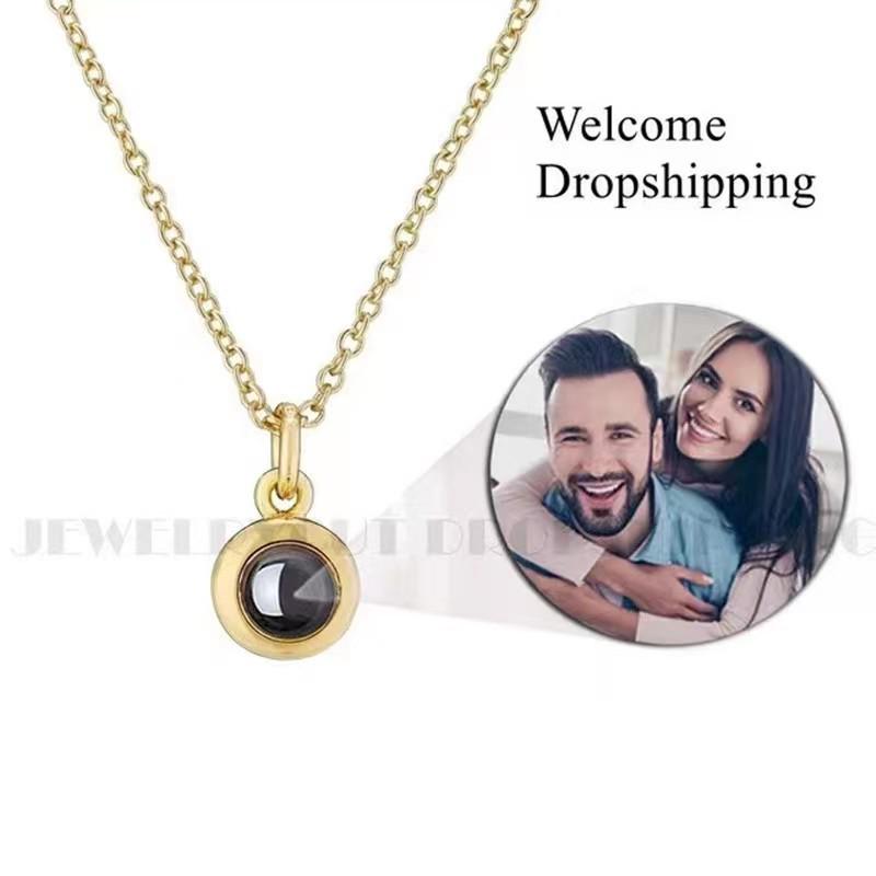 Customized Love Photo Necklace: 100 Languages 'I Love You' Pendant - Ideal for Christmas & Valentine's Gifts