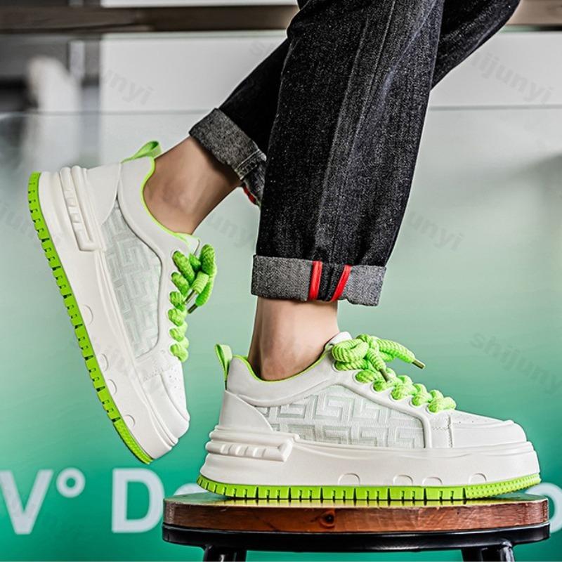 Fashion Men's Fashion Casual Shoes 2025 Spring New Mesh Breathable Comfortable Thick Sole Sports Shoes Versatile Low Top Chunky sneakers