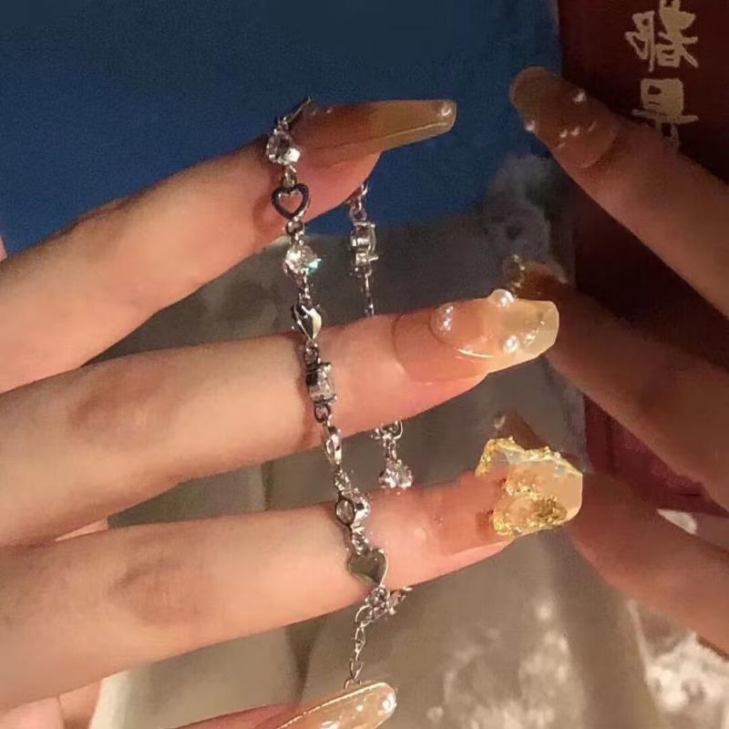 Super fairy shiny women s bracelet, sweet and cool love zircon bracelet girls niche design girlfriend jewelry