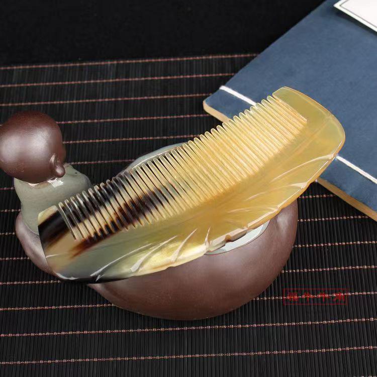 Hornkamm mit breiten Zähnen, Kopfmassage-Meridian, echter halbrunder Tragekamm mit Blumenmuster