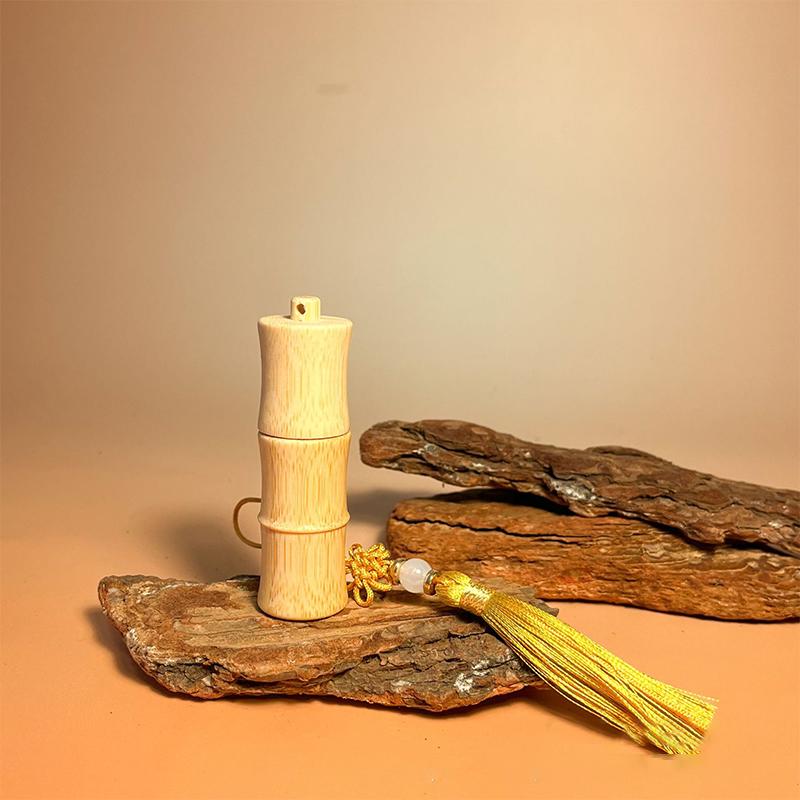 

5ml Eco-Friendly Bamboo Roll-on Bottle with Tassels Steel Roller Ball Refillable Container for DIY Perfume Lipgloss жёлтый