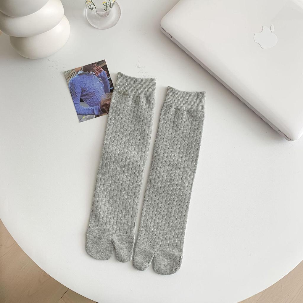 Japanese Stripe Wide Tabi Socks: Minimalist Split-Toe Cotton for Spring/Summer