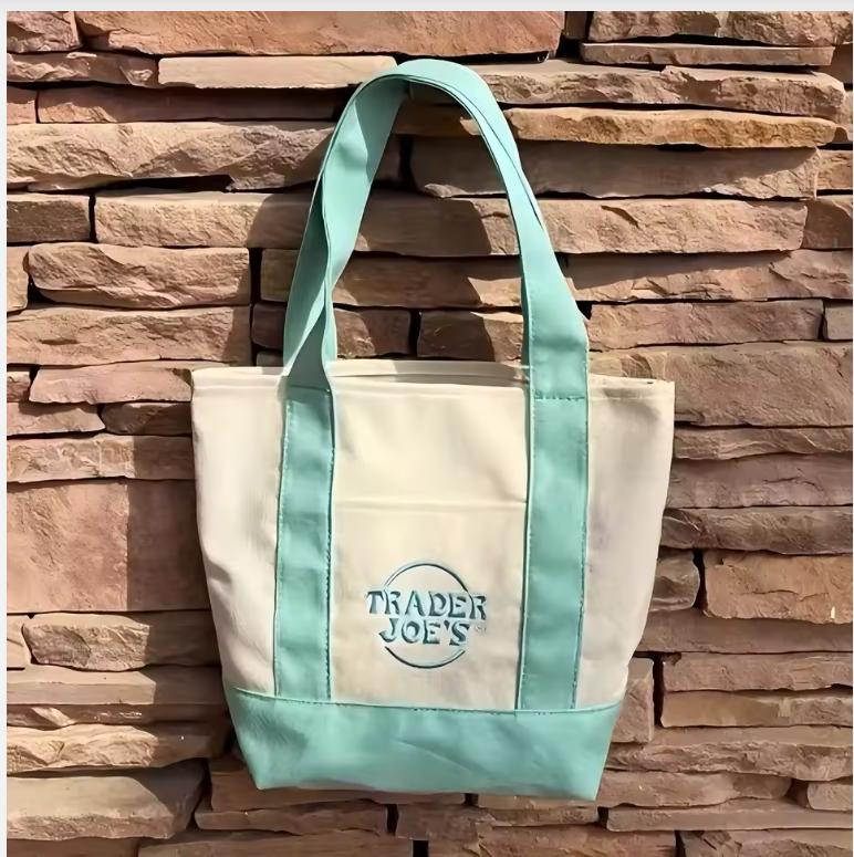 Trader Joe'S Women'S Floral Tote Bag - Stylish & Spacious Beach Bag, Perfect For Summer Vacations, Shopping & Casual Outings
