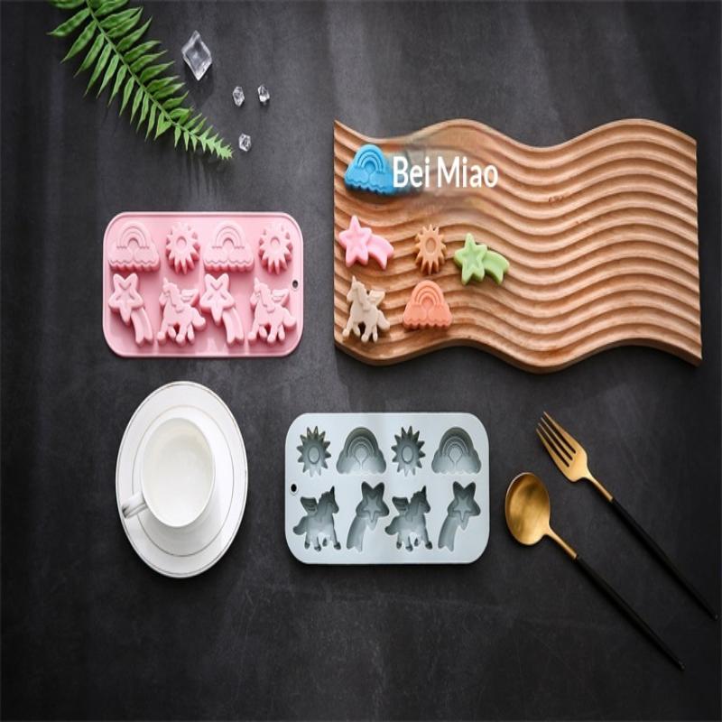 Unicorn Silicone Mold 8 Cavity 3D Flying Unicorn Themed Baking Tools Fondant Cake Chocolate Mould