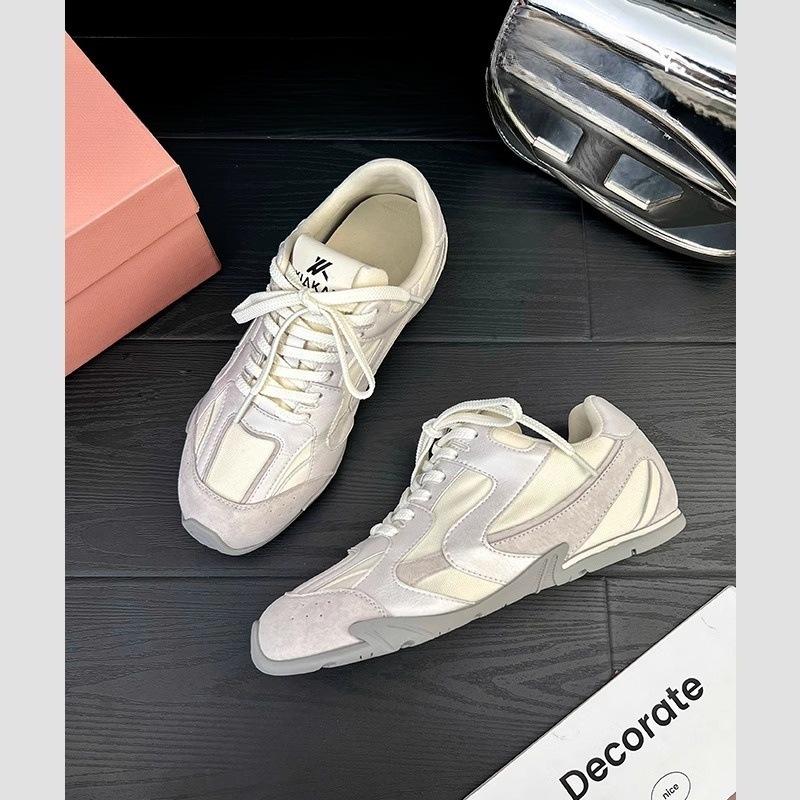 

4CM inner height increase~ leather silver German training shoes women s 2025 new mesh breathable leisure sports hiking Forrest Gump shoes 40