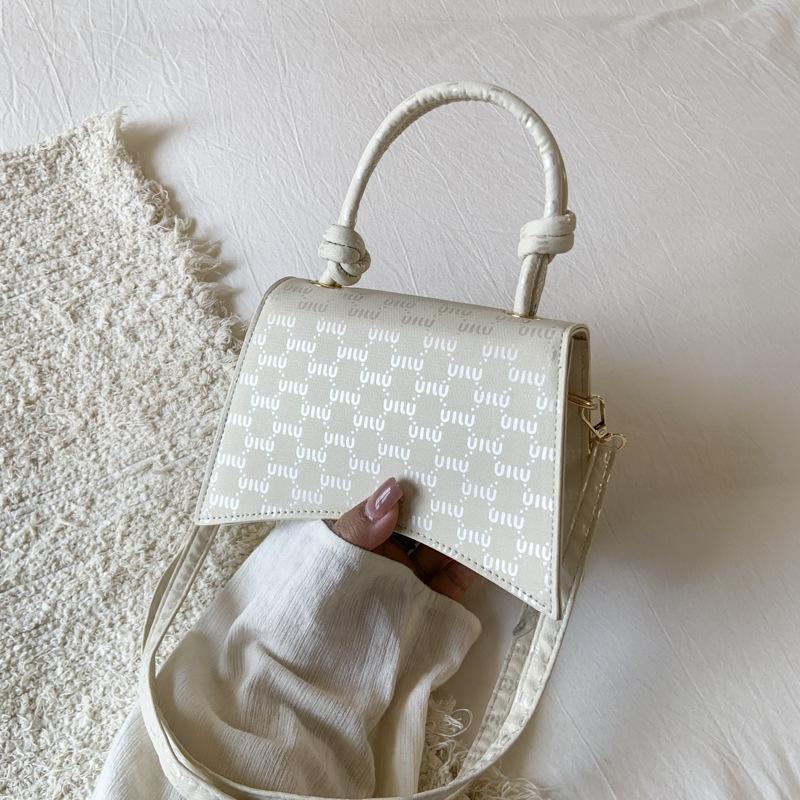 Textured portable small square bag women's new high-end fashion shoulder bag versatile messenger bag