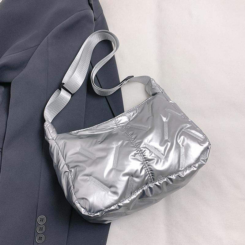 

Yogodlns Сумка-пельмень под мышкой, Тоут из космического хлопка, Большая вместимость, На плечо, Через плечо, Легкая женская нейлоновая сумка 30x10x20cm серебряный