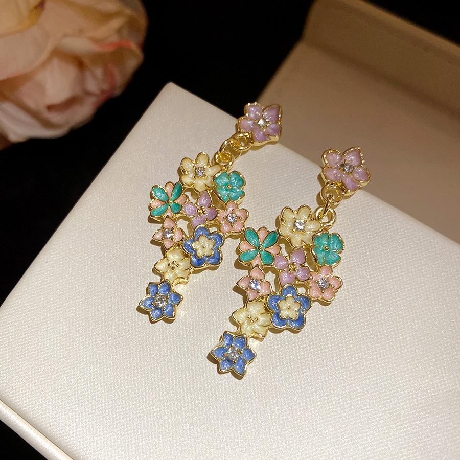 

Silver Needle Diamond Drip Oil Flower Pendant Earrings Light Luxury Premium Earrings Retro Fresh Sweet Temperament Earrings Women