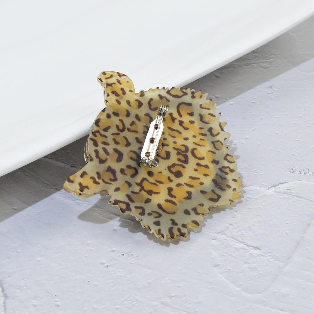 New Acrylic Tiger Brooch Pin Fashion Acetate Fiber Jewelry Animal Design Coat Accessories High Quality