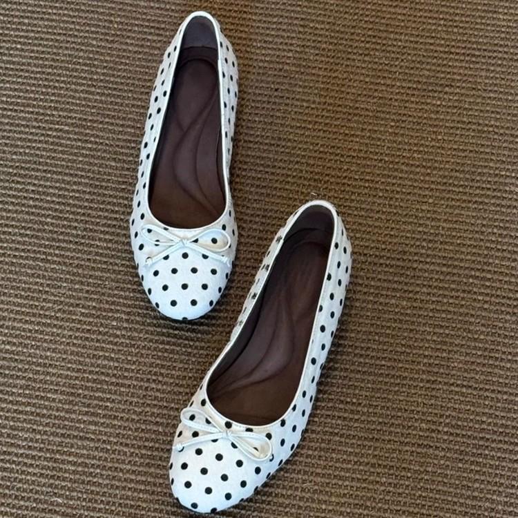 [Factory Spot] French with skirt, shallow mouth, square head, inner height increase, single shoes for women, small man, versatile, niche Mary