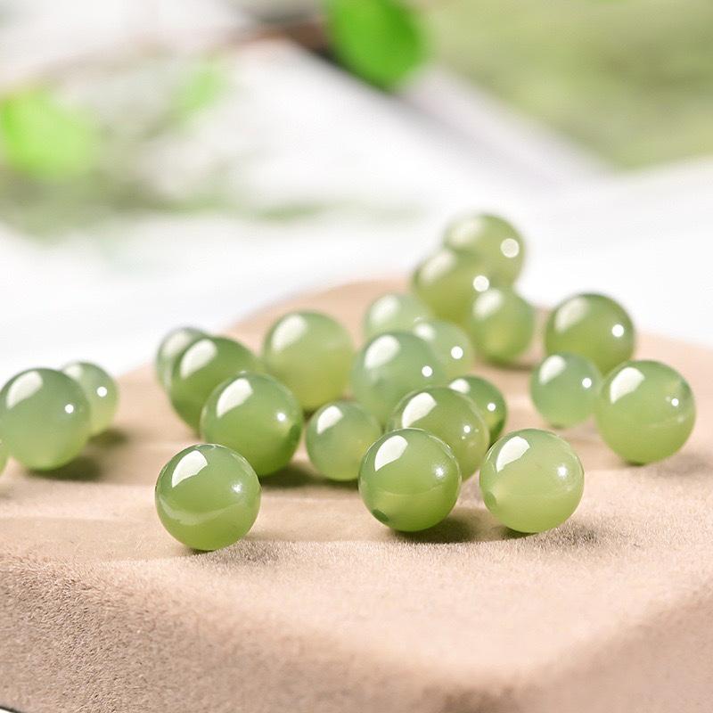 Hetian Jade Qinghai Clear Green Round Beads – High Ice Quality, No Impurities or Cracks.