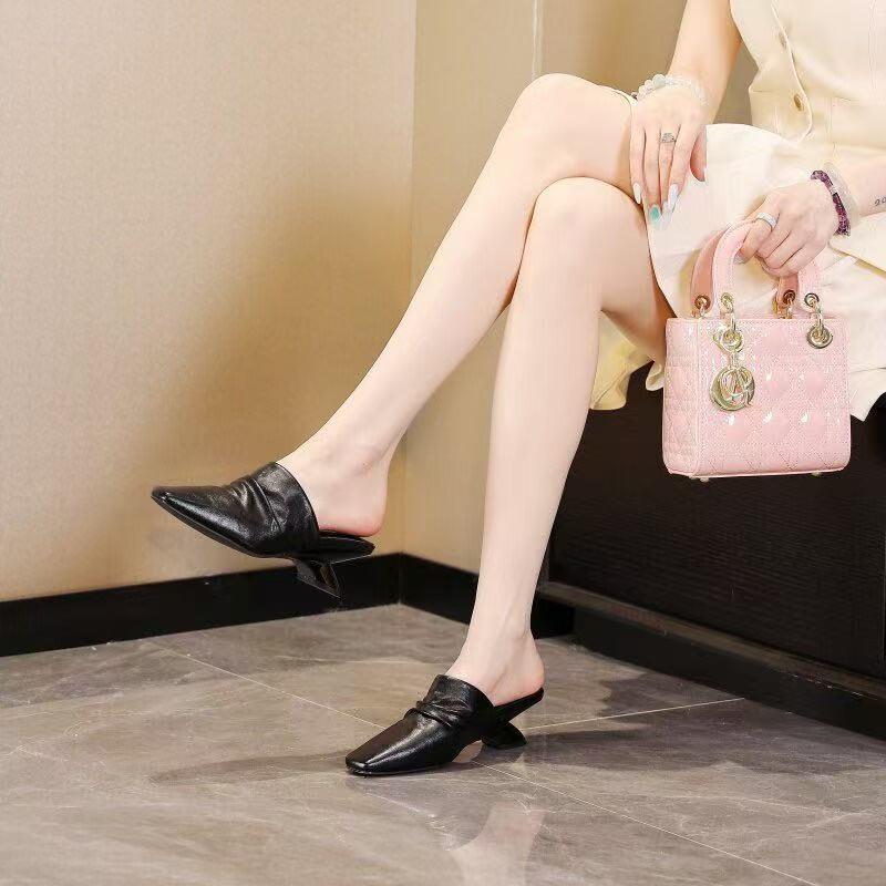

Spring and summer new bag head half slippers women wear pointed head one pedal rhinestone bag head sandals 42 чорний