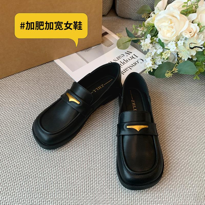 Platform thick heel women s new small leather shoes Wide large size women s shoes 35 чёрный