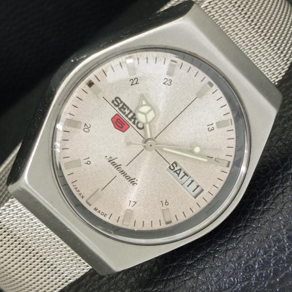 

ЯПОНИЯ ВИНТАЖ SEIKO 5 АВТОМАТИЧЕСКИЕ 6309A МУЖСКИЕ ЧАСЫ С СЕРЕБРИСТЫМ ЦИФЕРБЛАТОМ a701207-5 R206a-a701207