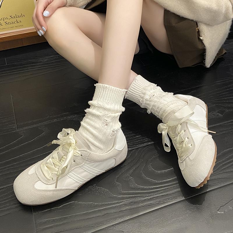 Fashion 2025 New Round Toe Color Block Lace Up Sneakers Women Retro Thick Sole Casual Training Shoes