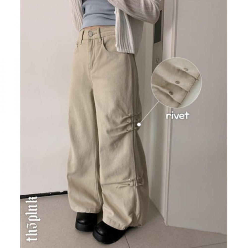 The Pink Kimbu Side Rivet Snap Wide Pants