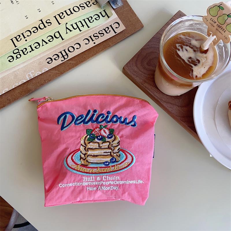 

Вышитая Милая Портативная Маленькая Тканевая Сумка Косметичка и Дорожная Сумка Туалетные принадлежности