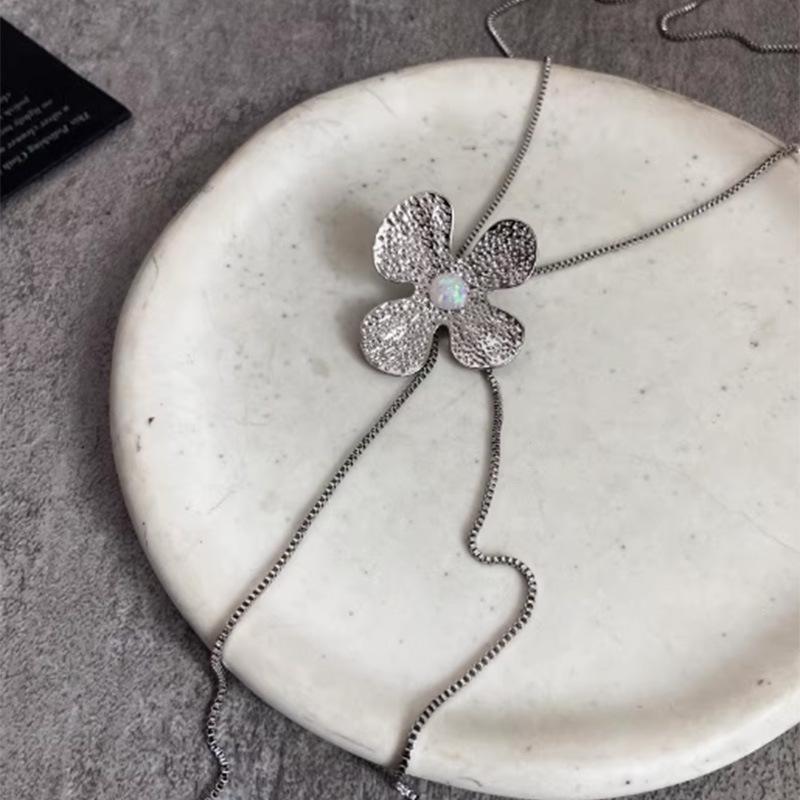 Элегантное Выдвижное Цветочное Длинное Ожерелье – Роскошный Нишевый Дизайн, Универсальная Высококачественная Цепочка для Свитера на Ключицы