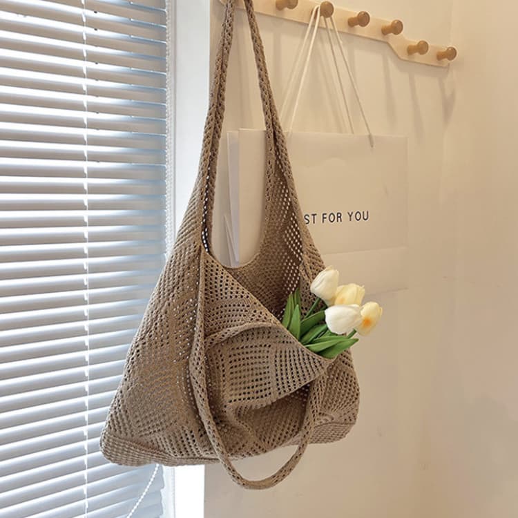 New women's hollow knitted handbag beach bag