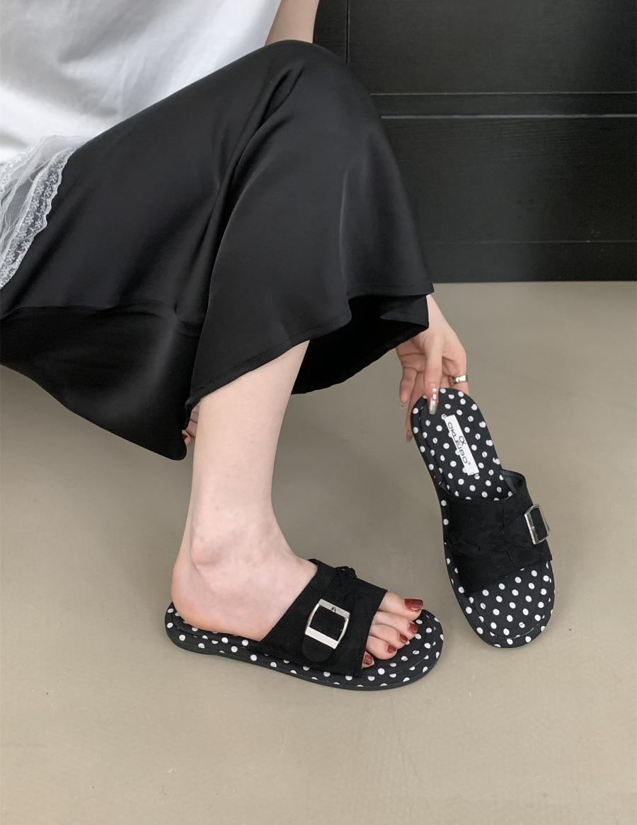 

Roman shoes slippers women s summer wear new sandals women s word belt leisure vacation flat toe beach shoes 35