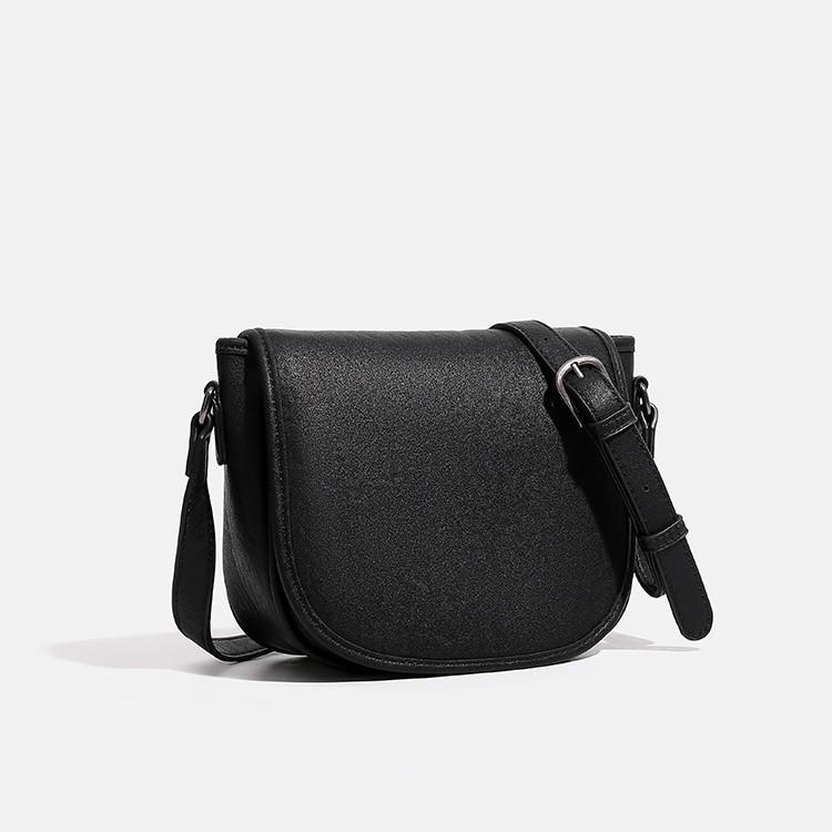 Vintage Saddle Bag with Vegetable Tanned Leather Pattern for Women's Winter New Casual and Simple Commuting Shoulder Crossbody Bag