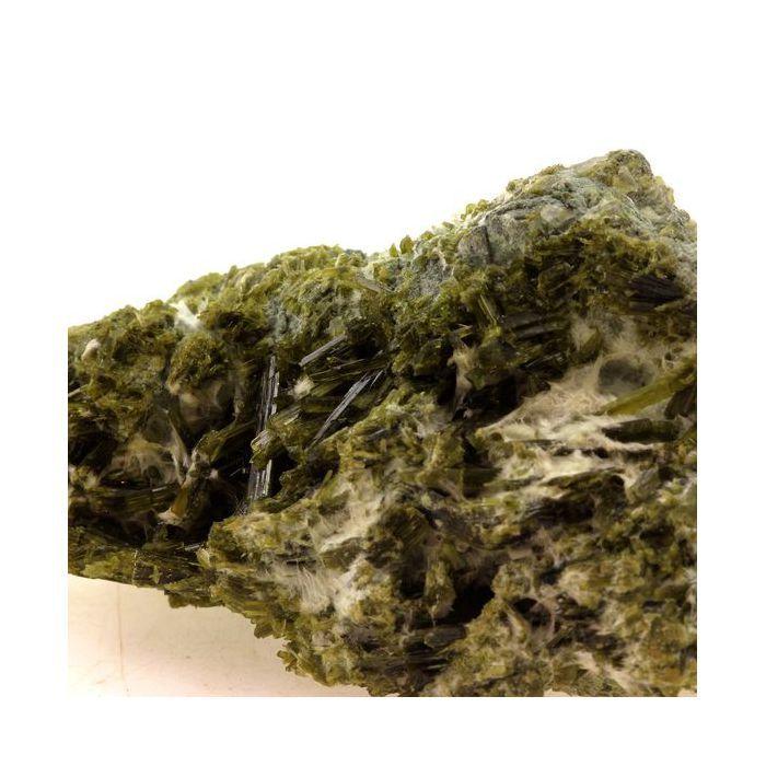 Pierres et Minéraux. Epidote, Byssolite. 362.0 ct. Envers de Chamrousse, Belledonne, Isère, France..