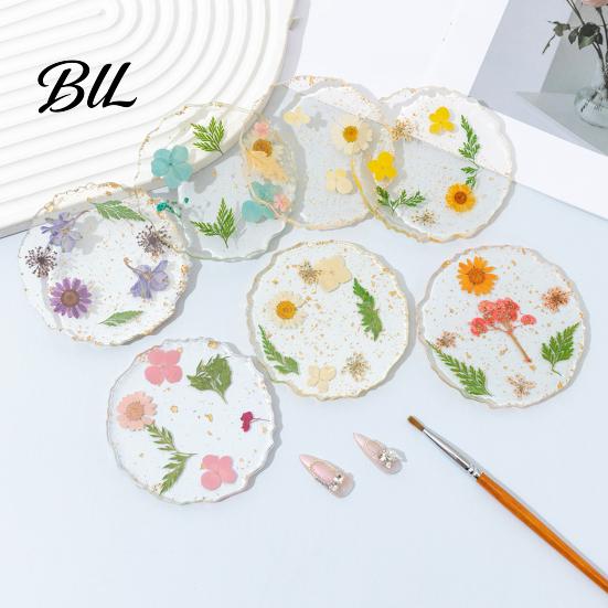 Flower Resin Coaster Handmade Dried Flowers Cup Mat Heat-Resistant Clear Waterproof Table High Temperature Placemat Protection Unique Gift for Coffee