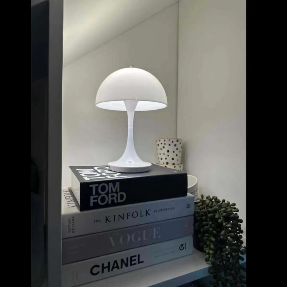 High-end Mushroom Table Lamp Rechargeable Bedroom Decorative Light Simple Desk Lamp  LED Decoration