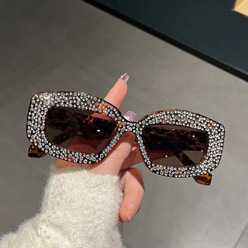 Luxury Diamond Bling Sunglasses Women For Men Vintage Brand Design Sun Glasses Big Frame Irregular Popular Crystal Punk Eyewear