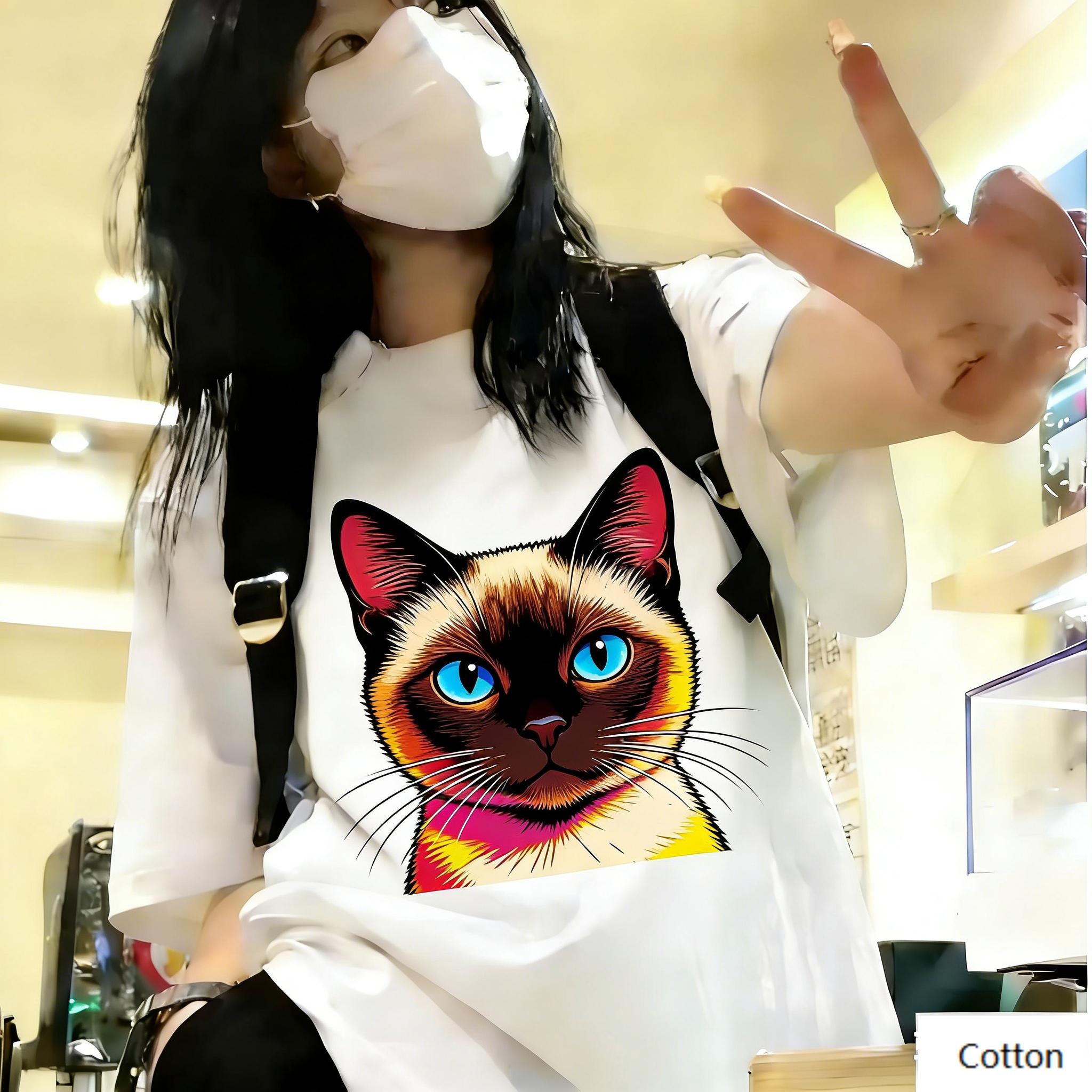 

Fresh Style Unisex Cotton TShirt Featuring Cute Gradient Curly Orange Cat Design Anime Style Top for Trendy Individuals S