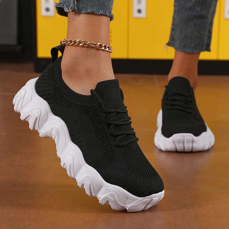 Fashion Sneakers Women Trends 2025 Summer Breathable Lace Up Training Running Thick Soled Lightweight Tennis Fashion Vulcanized Shoes
