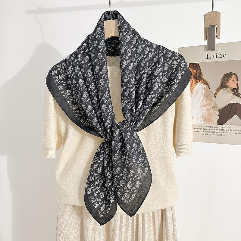 European and American Retro Classic Simple and Fashionable Feeling  Herringbone Printed Square Scarf with High-end Feeling