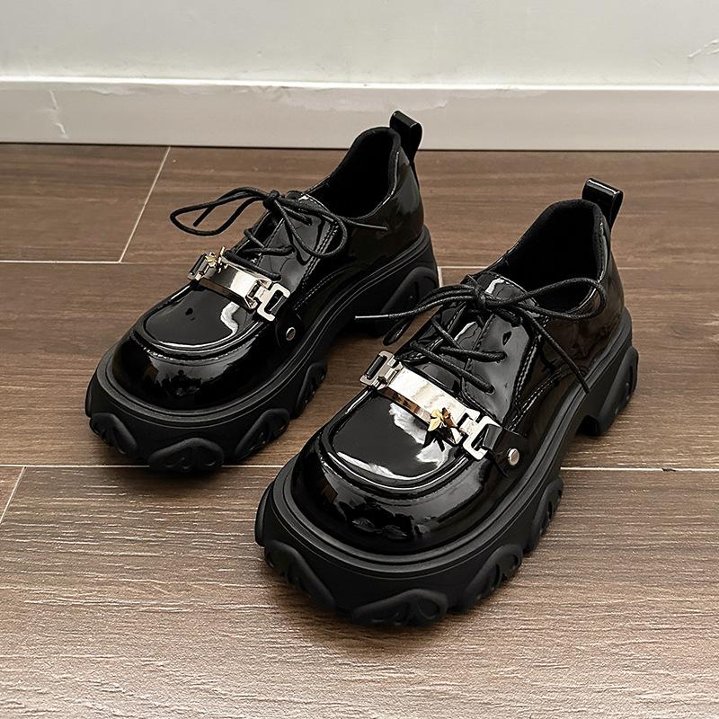 

Garoa ~ Черные маленькие кожаные туфли в британском стиле для женщин, весенне-осенние новые шикарные повседневные лоферы на толстой подошве