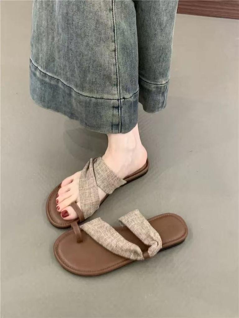 Soft-soled Roman sandals 2025 new Korean version of toe vacation beach shoes flat-soled cool slippers women's summer wear