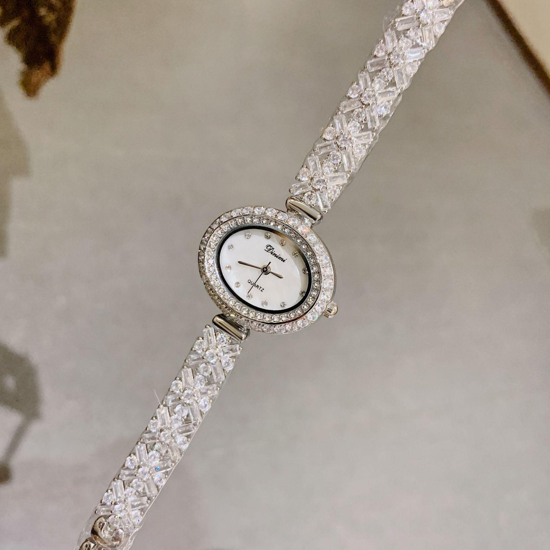 

Новые блестящие овальные женские британские часы с водными бриллиантами, темпераментный легкий роскошный браслет, повседневные часы для женщин