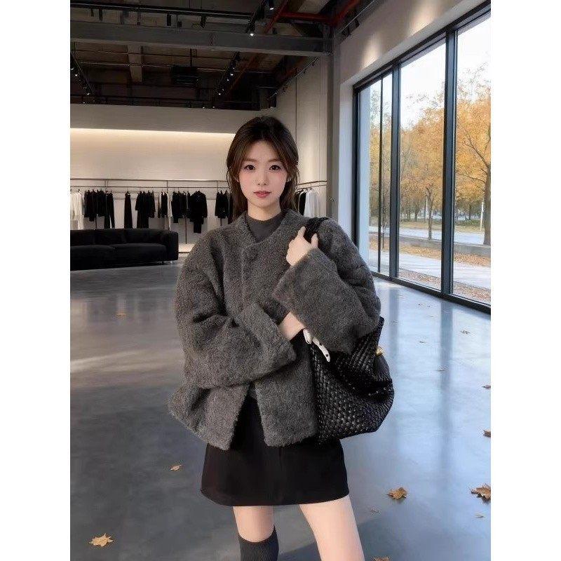 

2026 Stylish Grey Korean Casual Coat & Skirt Set for Women M