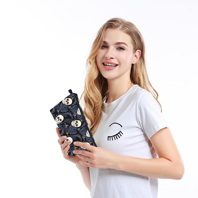 1pc Skull Head Pattern Printed Makeup Bag Travel Portable Cosmetic Brush Organizer Bag Pouch for Women Girls Halloween Gift