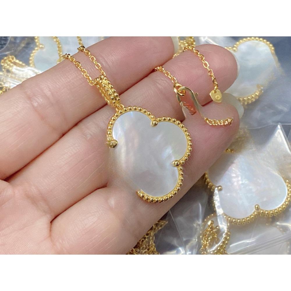 V Gold Four-leaf Clover Plated 18K Gold Necklace with Jewelry Women's High Version White Fritillary Rose Gold Pendant Light Luxury Niche