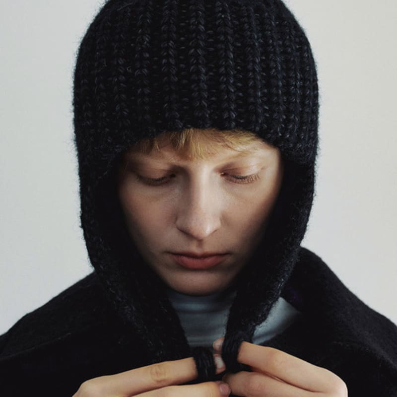 

Шапка-ушанка LOEIL вязаная - Черная FREE