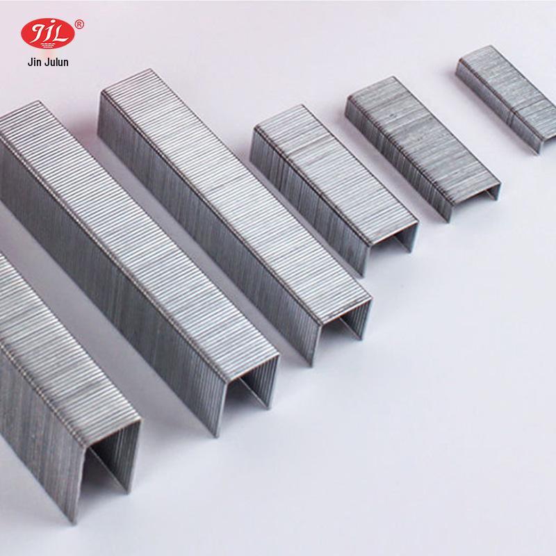Universal Type 24/6 Regular No. 10 Staples for Office Supplies