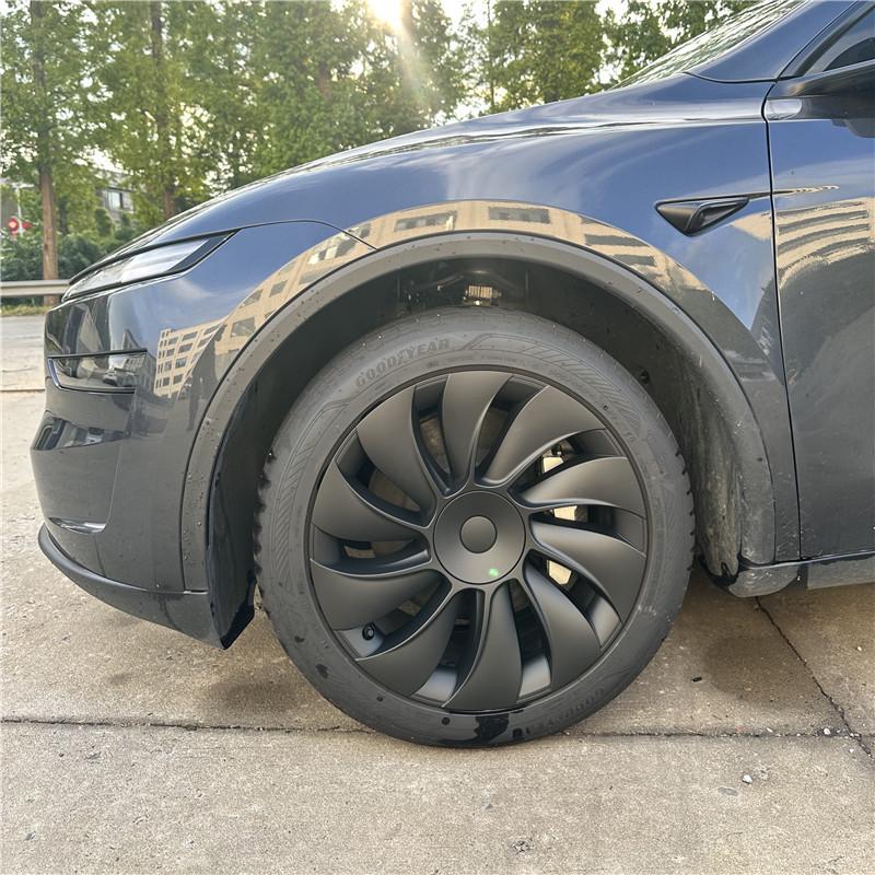 19-Inch Full-Coverage Asymmetrical Wheel Cover for 2025 Y-Cyclone Model