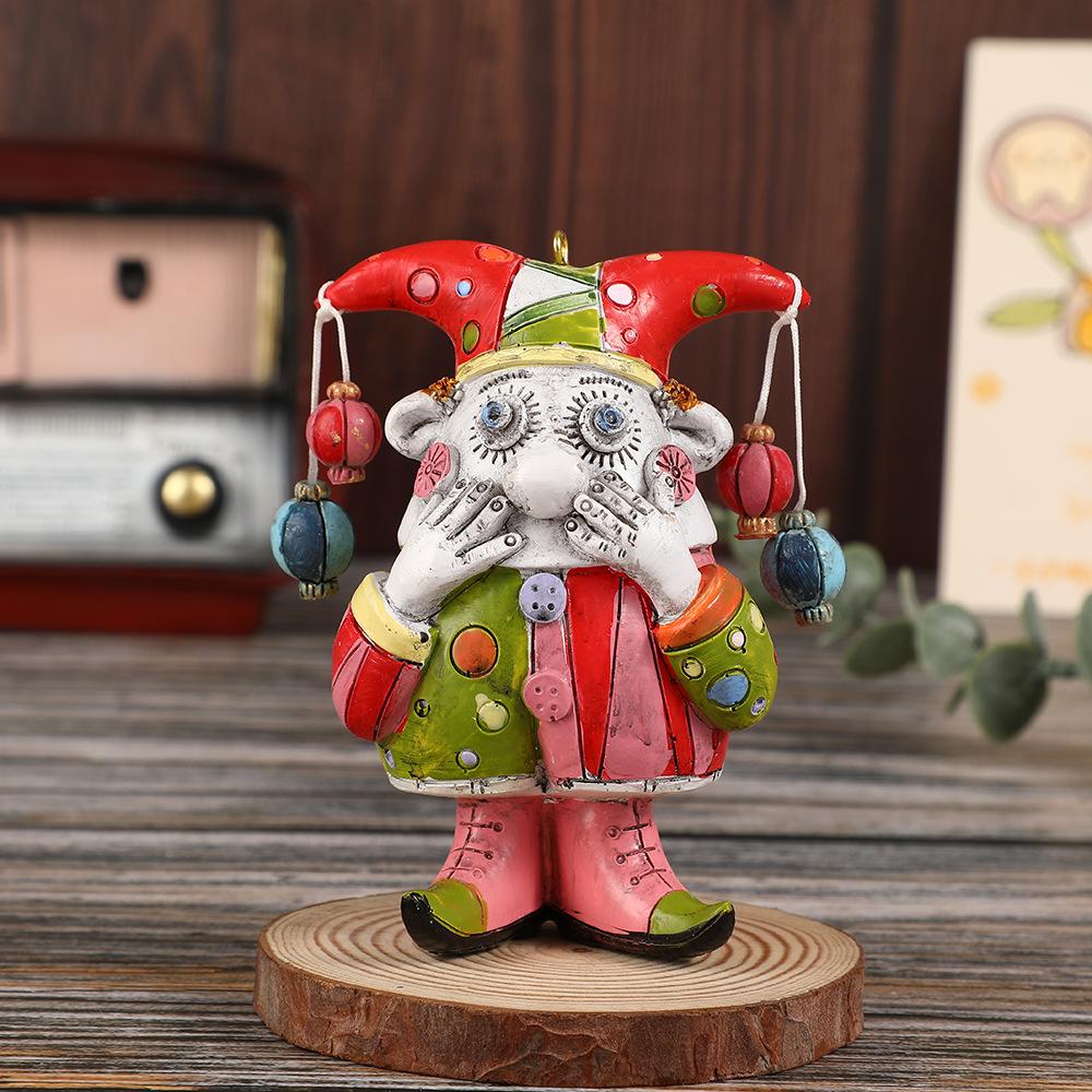 

Милая фигурка клоуна, закрывающего лицо рукой, из смолы - Хэллоуинский декор для стола, жуткий настольный декор, готический мультяшный подарок красный