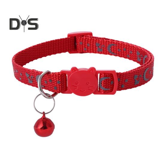 

Ошейник для кошек, регулируемый ошейник для домашних животных с колокольчиком и пряжкой безопасности, с принтом звезды и луны, нейлоновый ошейник для котят красный