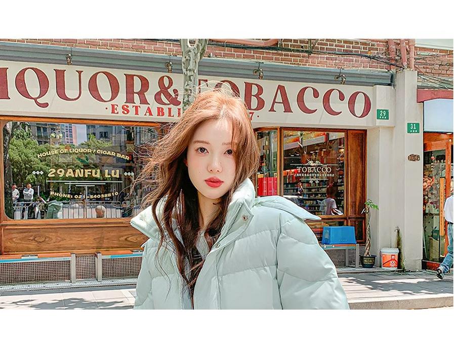 Women's High-End Korean Fashion Down Jacket, Short Style 2025 - Thickened Student Coat for Couples.