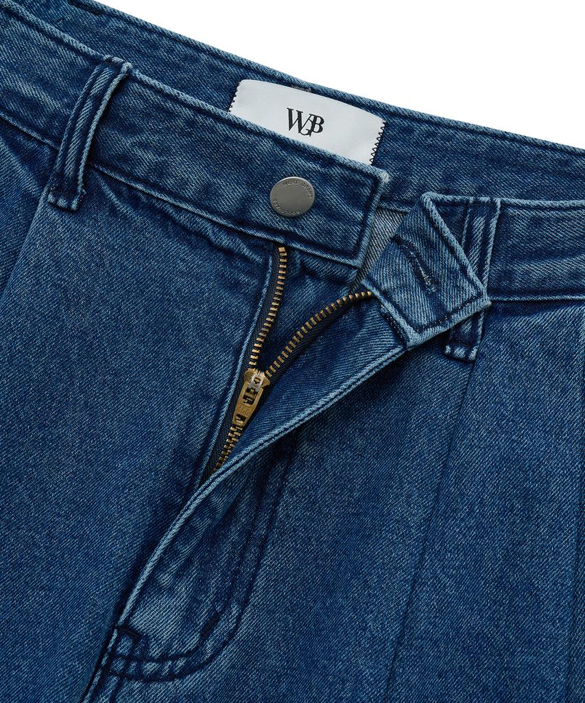 WEST GRAND BOULEVARD Pure Washed Two-Tuck Denim Shorts Deep Blue