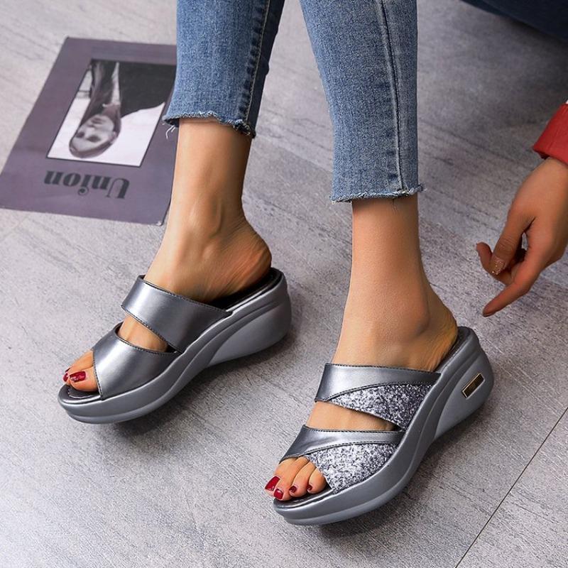 Summer New Thick-bottomed One-word Muffin Cool Slippers Women's Outer Wear Sequined Beach Thick-bottomed Drag