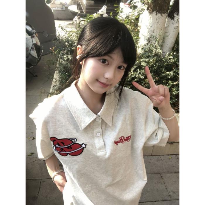 

Женская летняя ретро-вышитая рубашка поло - Свободный крой, Чистый хлопок, Короткий рукав, Дизайн с лацканами M серый