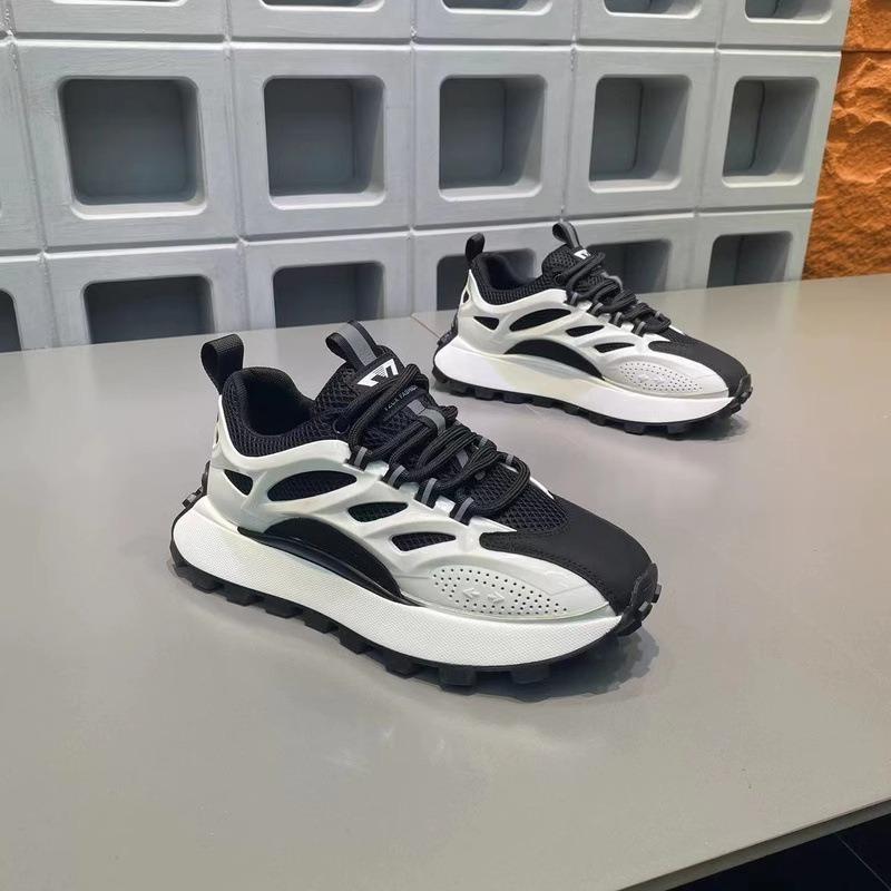 Man's Breathable Vulcanized Sneakers Summer Thick Bottom Wear-resistant Leisure Sport Shoes Youth Popular Men Jogging Shoes 2025